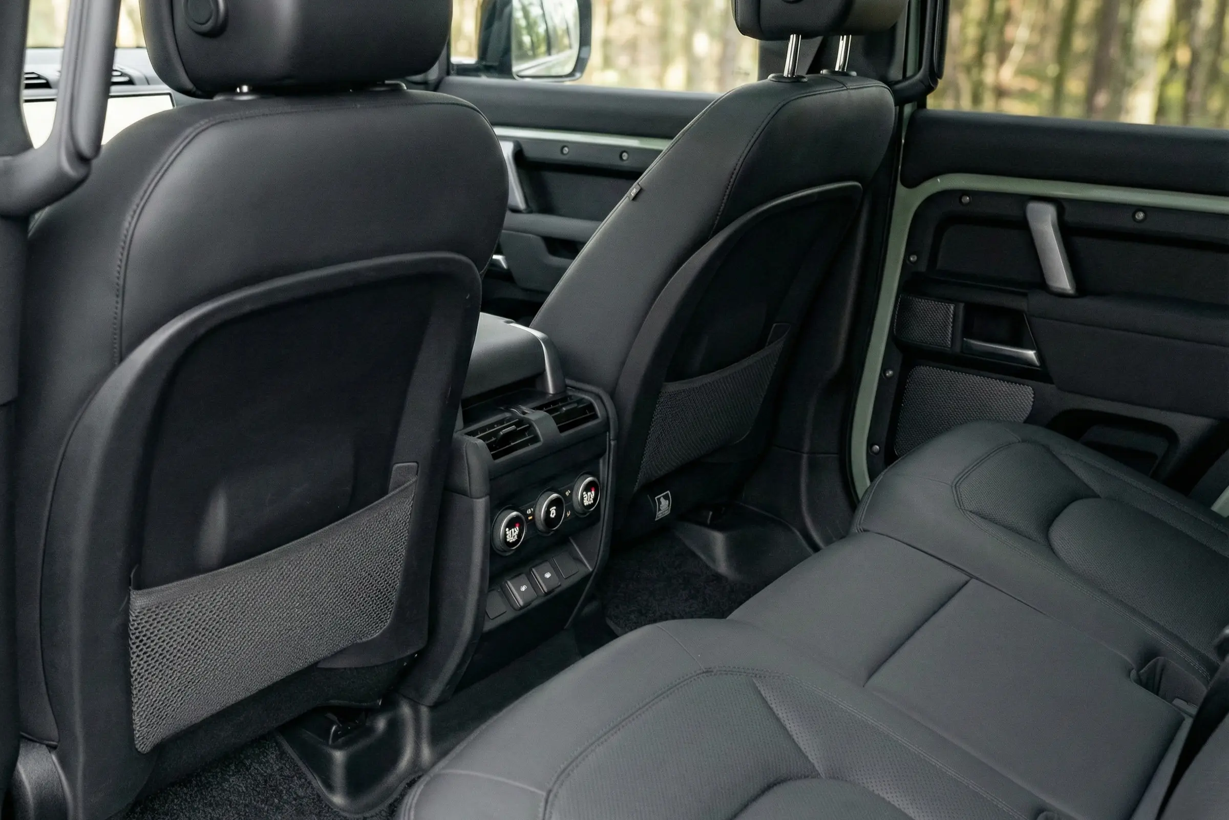 land rover defender panther cars wynajem z kierowcą